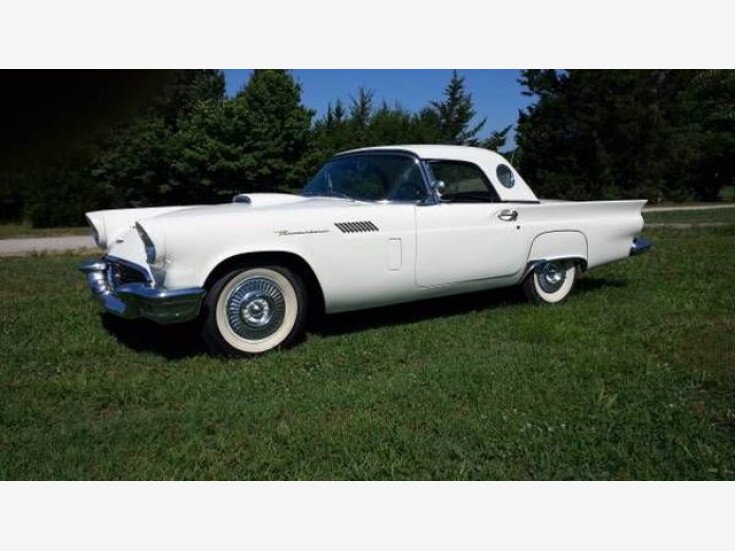 Thumbnail Photo undefined for 1957 Ford Thunderbird